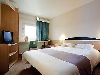 Ibis Orléans Nord Hotel